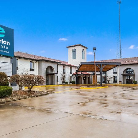 Clarion Pointe Richmond North Near University Εξωτερικό φωτογραφία